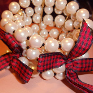 BETSEY JOHNSON PEARL PIN SCHOOL GIRL BRACELET plaid BOW gingham grunge 90’s y2k